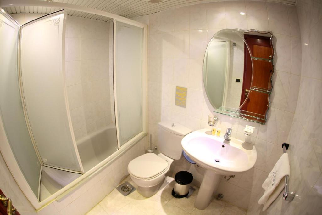 Sawary Beach Hotel Batroûn Cameră foto